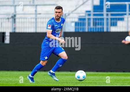 Sergio Lopez (SV Darmstadt 98, #02) am Ball, GER, SV Darmstadt 98 vs. Coventry City, Fussball, Testspiel, Saison 2024/2025, 27.07.2024 Foto: Eibner-Pressefoto/Florian Wiegand Stockfoto