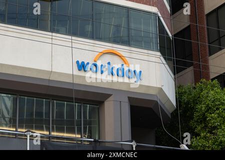 Usa. Juni 2024. Außenansicht des Bürogebäudes von Workday, San Francisco, Kalifornien, 7. Juni 2024. (Foto: Smith Collection/Gado/SIPA USA) Credit: SIPA USA/Alamy Live News Stockfoto