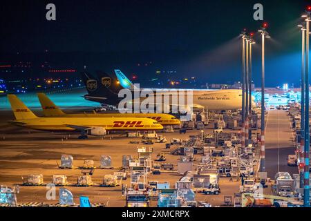 Frachtflugzeug, am Flughafen Köln-Bonn, Cargo Terminal, CGN, Köln, Nordrhein-Westfalen, Deutschland Stockfoto