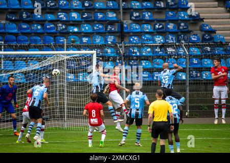 Fußball: Waldhof Mannheim gegen RWD Molenbeek (Belgien) in Mannheim (Vorbereitungsspiel für die Saison 2024/25) Stockfoto