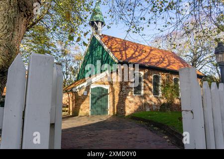 Nordsee, Insel Spiekeroog, historische Inselkirche Ostfriesische Inseln, Niedersachsen, Deutschland Stockfoto