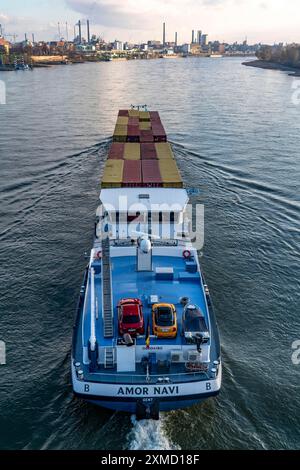 Containerfrachter Amor Navi, Frachtschiff auf dem Rhein bei Leverkusen, Nordrhein-Westfalen Stockfoto