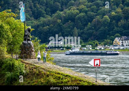 Oberes Mittelrheintal, Loreley-Statue auf der Spitze des Hafendamms bei St. Goarshausen, Rheinland-Pfalz, Deutschland Stockfoto