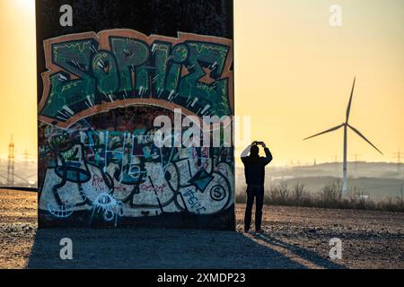 Skulptur von Richard Serra, Bramme für das Ruhrgebiet an der Schurenbachspitze in Essen Stockfoto