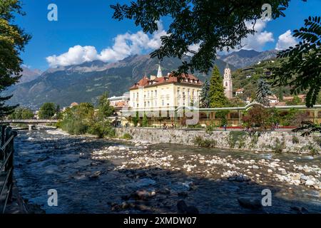 Stadtblick, Skyline von Meran, Passer, Südtirol, Italien Stockfoto