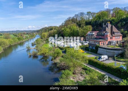 Ruhr bei Hattingen, an der Kosterbrücke, Campingplatz an der Kost, Nordrhein-Westfalen Stockfoto