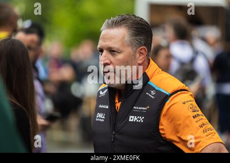 Circuit de Spa-Francorchamps, Stavelot, Belgien. 27.Juli 2024; Zak Brown aus den USA und das McLaren F1 Team während des Grand Prix von Belgien Credit: Jay Hirano/AFLO/Alamy Live News Stockfoto