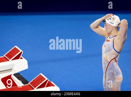 PARIS - Tessa Giele vor dem Halbfinale 100 Butterfly am ersten Tag des Olympischen Schwimmturniers bei den Olympischen Spielen. ANP KOEN VAN WEEL Stockfoto