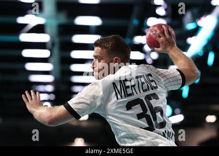 Julien Mattia/Le Pictorium - Handball - Paris 2024 - Deutschland, Schweden. Juli 2024. Frankreich/Ile-de-France (Region)/Paris - Deutschland gewinnt am 27. Juli 2024 in der Paris Sud Arena in Paris das fünfte Spiel der Gruppe A der Vorrunde der Olympischen Spiele der Männer zwischen Schweden und Deutschland. Quelle: LE PICTORIUM/Alamy Live News Stockfoto