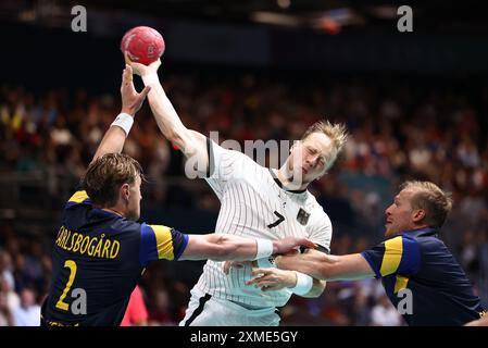 Julien Mattia/Le Pictorium - Handball - Paris 2024 - Deutschland, Schweden. Juli 2024. Frankreich/Ile-de-France (Region)/Paris - Deutschland gewinnt am 27. Juli 2024 in der Paris Sud Arena in Paris das fünfte Spiel der Gruppe A der Vorrunde der Olympischen Spiele der Männer zwischen Schweden und Deutschland. Quelle: LE PICTORIUM/Alamy Live News Stockfoto