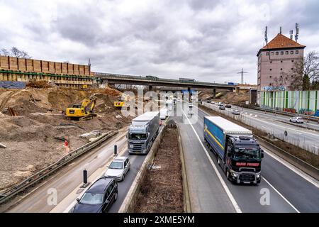 Autobahndreieck Duisburg-Kaiserberg, kompletter Umbau und Neubau der Anschlussstelle A3 und A40, alle Brücken, Rampen, Fahrbahnen sind vorhanden Stockfoto