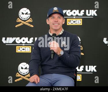 Juli 2024; JCB Golf & amp; Country Club, Rocester, Uttoxeter, England; LIV UK Golf League, Runde 2; Paul Casey vom Crushers GC spricht nach seiner Runde mit den Medien Stockfoto