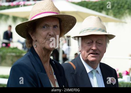 Ascot, Berkshire, Großbritannien. Juli 2024. Brigadier Andrew Parker Bowles beim QIPCO King George Day auf der Ascot Racecourse in Berkshire. Andrew Parker Bowles ist der ehemalige Ehemann von Königin Camilla. Quelle: Maureen McLean/Alamy Live News Stockfoto