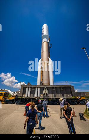 Cape Canaveral, USA. Juli 2024. Transport der United Launch Alliance (ULA) Atlas V Start der USSF-51-Mission für die U.S. Space Force (USSF) am 27. Juli 2024 in Cape Canaveral, Florida. Der Start ist für Dienstag, den 30. Juli geplant. (Foto: Alex G Perez/AGPfoto/SIPA USA) Credit: SIPA USA/Alamy Live News Stockfoto