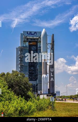 Cape Canaveral, USA. Juli 2024. Transport der United Launch Alliance (ULA) Atlas V Start der USSF-51-Mission für die U.S. Space Force (USSF) am 27. Juli 2024 in Cape Canaveral, Florida. Der Start ist für Dienstag, den 30. Juli geplant. (Foto: Alex G Perez/AGPfoto/SIPA USA) Credit: SIPA USA/Alamy Live News Stockfoto