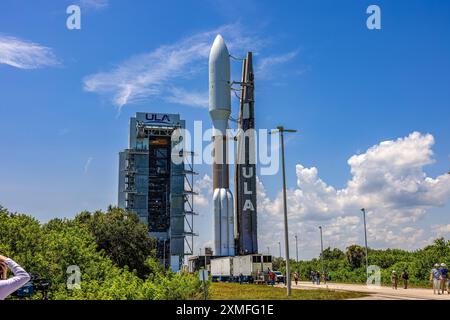 Cape Canaveral, USA. Juli 2024. Transport der United Launch Alliance (ULA) Atlas V Start der USSF-51-Mission für die U.S. Space Force (USSF) am 27. Juli 2024 in Cape Canaveral, Florida. Der Start ist für Dienstag, den 30. Juli geplant. (Foto: Alex G Perez/AGPfoto/SIPA USA) Credit: SIPA USA/Alamy Live News Stockfoto