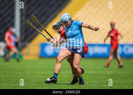 27. Juli 2024, Action aus dem All Ireland Camogie Halbfinale: Cork 4-18 - Dublin 0:09, gespielt im UMPC Nowlan Park, Kilkenny, Irland Stockfoto