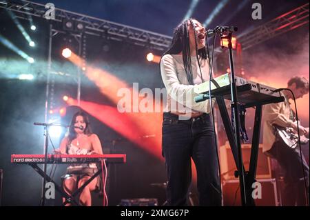 27. Juli 2024, Sheffield, South Yorkshire, U. K: Auftritt beim Tramlines Festival 2024, Sheffield, Großbritannien (Credit Image: © Robin Burns/ZUMA Press Wire) NUR REDAKTIONELLE VERWENDUNG! Nicht für kommerzielle ZWECKE! Stockfoto