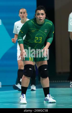 Paris, Frankreich. Juli 2024. PARIS, FRANKREICH - 28. JULI: Giulia Guarieiro von Brasilien während des Handball - Olympischen Spielen Paris 2024 Spiel zwischen Brasilien und Ungarn in der South Paris Arena am 28. Juli 2024 in Paris, Frankreich. (Foto von Henk Seppen/Orange Pictures) Credit: Orange Pics BV/Alamy Live News Stockfoto