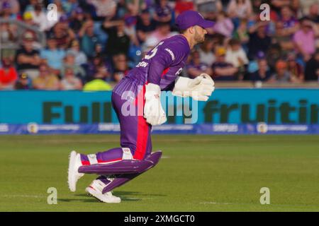 Leeds, 26. Juli 2024. Ollie Robinson hält Wicket für Northern Superchargers Männer gegen Trent Rockets Männer in the Hundred in Headingley. Quelle: Colin Edwards Stockfoto