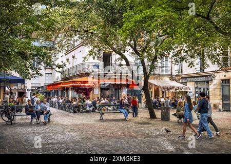 FRANKREICH. PARIS (75) 4. BEZIRK. PLACE SAINTE CATHERINE RESTAURANT Stockfoto