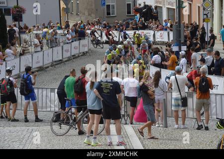 Sternberk, Tschechische Republik. Juli 2024. Ende der 4. Etappe des Czech Tour Radrennens von Sumperk nach Sternberk am 28. Juli 2024 in Sternberk, Tschechien. Quelle: Ludek Perina/CTK Photo/Alamy Live News Stockfoto