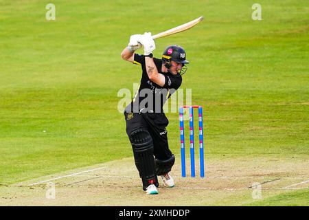 Bristol, Großbritannien, 28. Juli 2024. Gloucestershire's Miles Hammond schlägt beim Metro Bank One-Day Cup Spiel zwischen Gloucestershire und Essex. Quelle: Robbie Stephenson/Gloucestershire Cricket/Alamy Live News Stockfoto