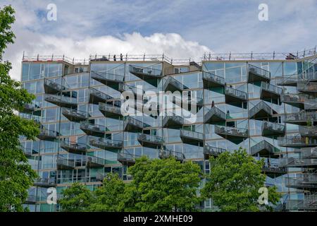 VM-House, Glasfassade, Balkone, Amager Bakke, moderne Architektur, Stadtteil orestad , Kopenhagen VM-House, Glasfassade, Balkone, Amager Bakke, moderne Architektur, Stadtteil orestad , Kopenhagen *** VM Haus, Glasfassade, Balkone, Amager Bakke, moderne Architektur, orestad District, Copenhagen VM House, Glasfassade, Balkone, Amager Bakke, moderne Architektur, orestad District, Kopenhagen Stockfoto