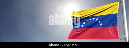 Die aktuelle 8-Sterne-Flagge Venezuelas wurde 2006 eingeführt. venezuela wählt 2024 Edmundo Gonzalez Stockfoto