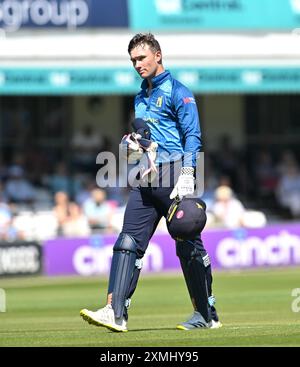 Hove UK 28. Juli 2024 - Warwickshire Wicketkeeper Chris Benjamin während des Metro Bank One Day Cup Cricket Matches zwischen Sussex Sharks und Warwickshire auf dem 1. Central County Ground in Hove: Credit Simon Dack /TPI/ Alamy Live News Stockfoto