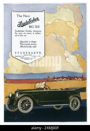 1918 „Studebaker Big Six“-Werbespot Für 7 Passagiere Stockfoto