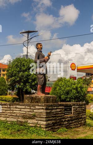 FORT PORTAL, UGANDA - 11. MÄRZ 2020: Statue von Major Sir Gerald Portal in Fort Portal, Uganda Stockfoto