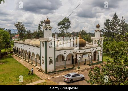 FORT PORTAL, UGANDA - 11. MÄRZ 2020: Kabarole Main Mosque in Fort Portal, Uganda Stockfoto