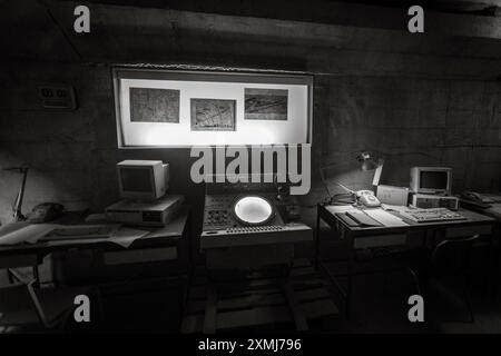 Radarkontrollraum im Anti-Atombunker von Mount Soratte, Sant'Oreste, Rom, Italien, Europa Stockfoto