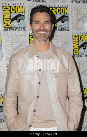 Tyler Hoechlin beim Photocall zu CW TV-Serie Superman & Lois auf der San Diego Comic-Con International 2024 im Hilton Bayfront Hotel. San Diego, 27.07.2024 *** Tyler Hoechlin beim Fotobesuch für die CW-TV-Serie Superman Lois auf der San Diego Comic Con International 2024 im Hilton Bayfront Hotel San Diego, 27 07 2024 Foto:XC.xVanxWagonerx/xFuturexImagex superman 4708 Stockfoto