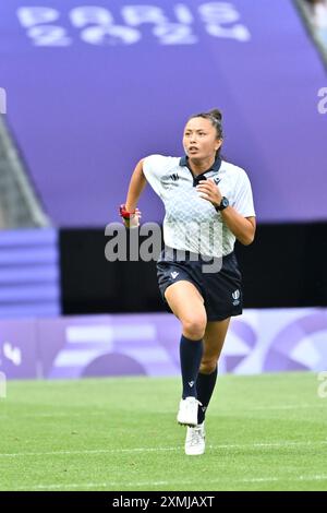 New Zeland vs China, KUWAI Ano (JPN) Schiedsrichter, Rugby Sevens Women's Pool A im Stade de France, während der Olympischen Spiele 2024 in Paris, 28. Juli 2024, Paris, Frankreich. Quelle: Enrico Calderoni/AFLO SPORT/Alamy Live News Stockfoto
