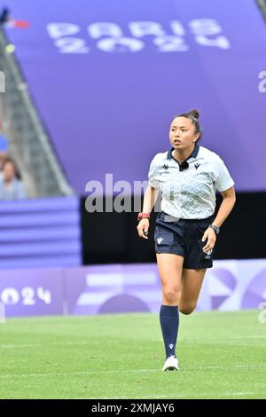 New Zeland vs China, KUWAI Ano (JPN) Schiedsrichter, Rugby Sevens Women's Pool A im Stade de France, während der Olympischen Spiele 2024 in Paris, 28. Juli 2024, Paris, Frankreich. Quelle: Enrico Calderoni/AFLO SPORT/Alamy Live News Stockfoto