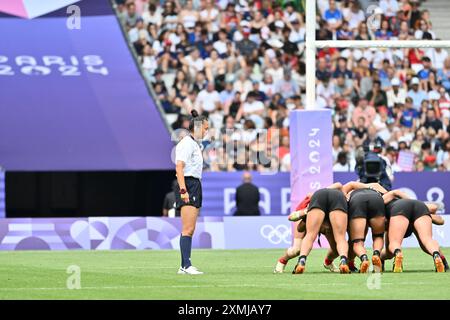 New Zeland vs China, KUWAI Ano (JPN) Schiedsrichter, Rugby Sevens Women's Pool A im Stade de France, während der Olympischen Spiele 2024 in Paris, 28. Juli 2024, Paris, Frankreich. Quelle: Enrico Calderoni/AFLO SPORT/Alamy Live News Stockfoto