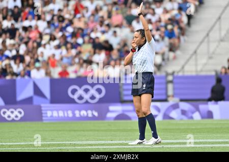 New Zeland vs China, KUWAI Ano (JPN) Schiedsrichter, Rugby Sevens Women's Pool A im Stade de France, während der Olympischen Spiele 2024 in Paris, 28. Juli 2024, Paris, Frankreich. Quelle: Enrico Calderoni/AFLO SPORT/Alamy Live News Stockfoto