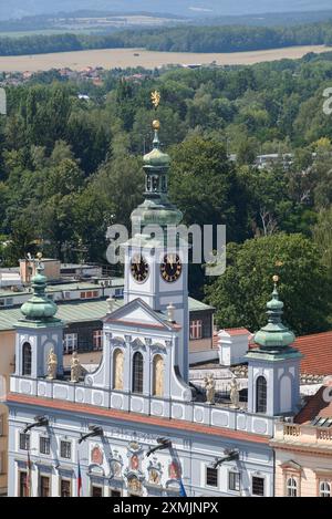 Luftaufnahme des Rathauses von Ceske Budejovice, Stadt in Südböhmen der Tschechischen Republik am 27. Juli 2024 Stockfoto