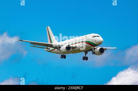 Zürich, Schweiz, 15. Juni 2024: Ein Airbus A319-112 bringt die Delegation aus Bulgarien zur Ukraine-Friedenskonferenz. Das Flugzeug ist auf der Flosse Stockfoto