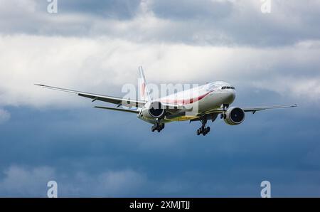 Zürich, Schweiz, 15. Juni 2024: Eine Boeing 777-3SBER(BBJ) bringt die Delegation aus Japan zur Ukraine-Friedenskonferenz in der Schweiz. Der Aircr Stockfoto