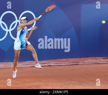 Paris, Ile de France, Frankreich. Juli 2024. Olympische Spiele 2024 In Paris: Tennis. Wome's Singles 1. Runde. Varvara GRACHEVA (FRA) & Beatriz HADDAD MALIA (BH). BEATRIZ HADDAD MALIA (BH). Gewonnen mit 6-4-6 – 4-6-0. (Kreditbild: © Seshadri Sukumar/ZUMA Press Wire) NUR REDAKTIONELLE VERWENDUNG! Nicht für kommerzielle ZWECKE! Stockfoto