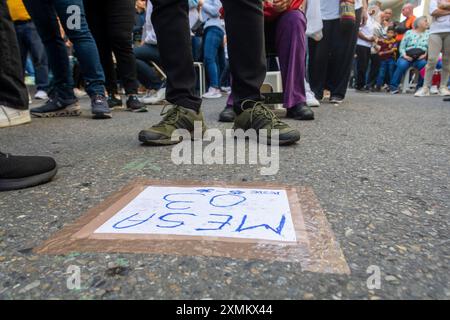 Caracas, Miranda, Venezuela. Juli 2024. Tag der Präsidentschaftswahl in Venezuela, an dem der derzeitige Präsident Nicolas Maduro und der Oppositionskandidat Edmundo Gonzalez Urrutia (Credit Image: © Jimmy Villalta/ZUMA Press Wire) NUR REDAKTIONELLE VERWENDUNG FINDET! Nicht für kommerzielle ZWECKE! Stockfoto