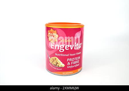 Engevita Protein und Ballasterhefe Flocken vegan – Wales, Vereinigtes Königreich – 19. Juli 2024 Stockfoto