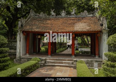 Kultur Reise Vietnam Attraktionen in Hanoi Landschaft im Tempel der Literatur in Hanoi Vietnam Stockfoto