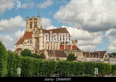 Cathedrale Saint-Etienne, Auxerre, Bourgogne, Frankreich Stockfoto