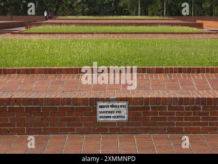 Friedhof für unbekannte Märtyrer in Jatiyo Sriti Shoudho, Dhaka Division, Savar, Bangladesch Stockfoto