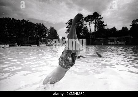 Ältestes Schwimmbad - Pells Pool , Lewes 7. August 1990 Foto von Roger Bamber Stockfoto