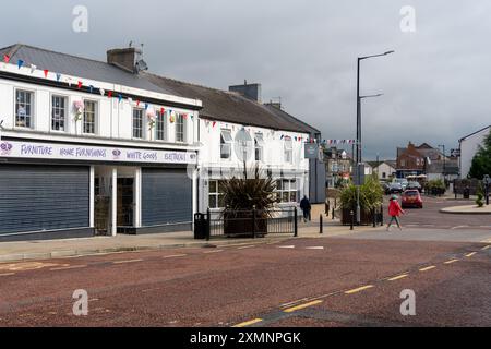 Spennymoor, County Durham, Großbritannien. Blick auf die Stadt, einschließlich des Brewer's Arms Pub an der High Street. Stockfoto